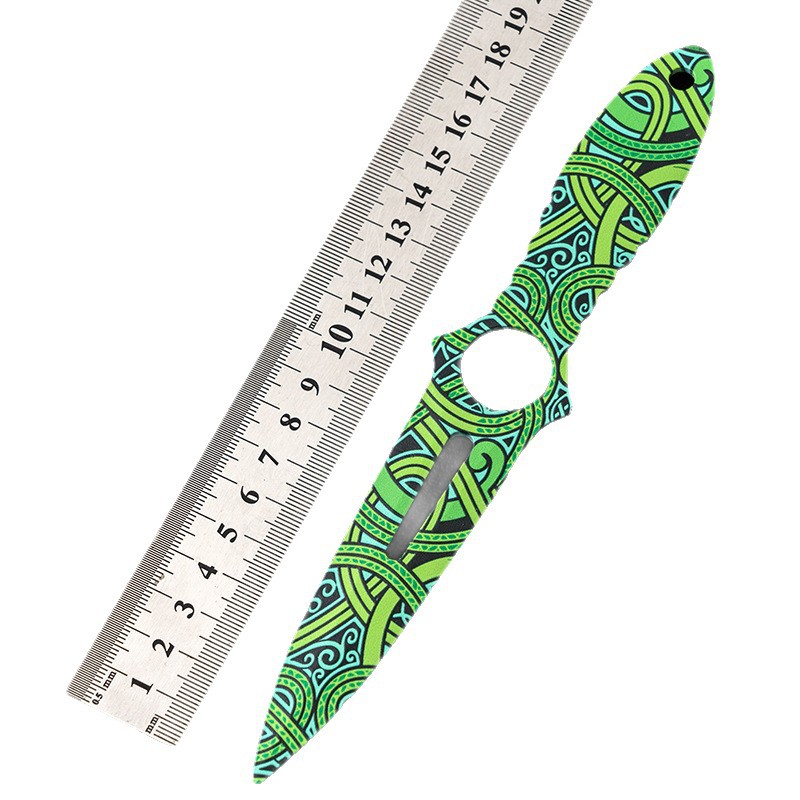 Factory direct sales of CSGO Skull Knife stainless steel metal training and viewing knife portable model, hands-off knife without cutting edge Item Picture