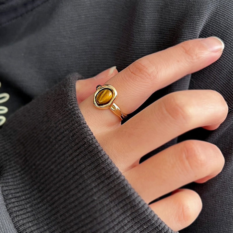 Tiger's eye open ring for women, high-end, niche design, fashionable index finger ring, retro, unique and distinctive, ring for men full figure