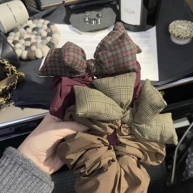 New autumn and winter Angolan red checkered bow sponge hair band, hair rope and hair accessory, versatile and elegant bun hair accessory full figure