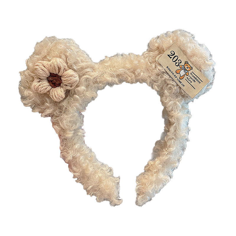 The new cute hair band mask facial cleanser from South Korea has become a hit in 2022. Soft and cute bear bangs and plush headwear for going out Item Picture