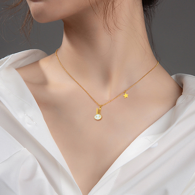 【 All-titanium Steel 】 Mother-of-pearl Rabbit minimalist style furnace real gold necklace, female Instagram influencer collarbone chain accessory details Picture