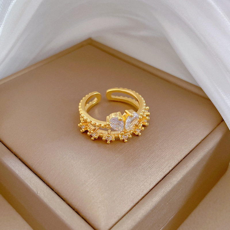 【 Real Gold 】 Light luxury butterfly Zircon ring with adjustable opening, simple jewelry, Japanese-style ring couple rings Application Scenario