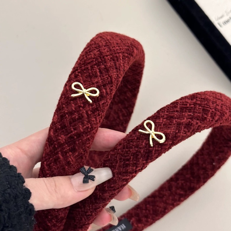 Ankela Red plush gold label headband for Women 2024 New style Xiaoxiang woven high top headband High-end hair accessory details Picture