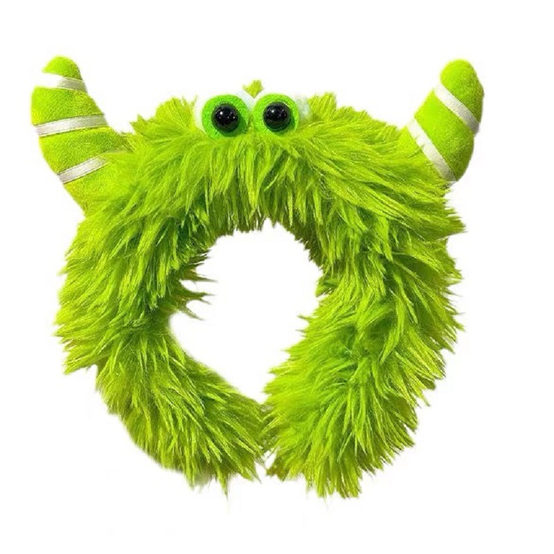 The funny long-haired plush ugly doll hair band is fun and bizarre, with ugly ears that sprout into the hearts of cute girls. It's a hair band and hair accessory Item Picture