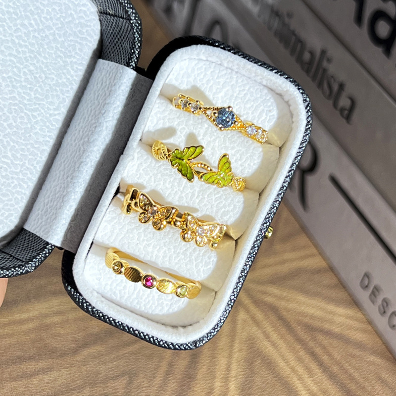 French light luxury golden butterfly ring, a rare and sweet, versatile, country-style, simple and elegant index finger ring Specification drawing