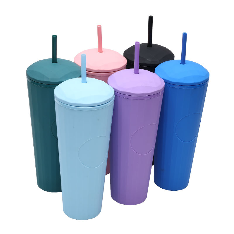 2025 New model 750ML creative and fashionable water cup directly supplied by the manufacturer, processed and printed with logo, large-capacity simple straw cup Application Scenario