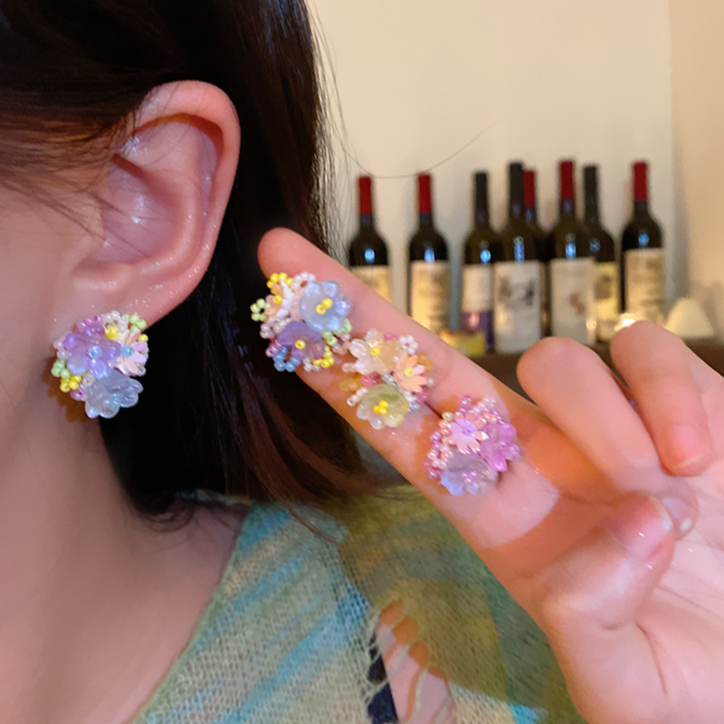 Dopamine colorful flower stud earrings, seaside vacation style, sweet girl earrings, fashionable, fresh and elegant earrings details Picture