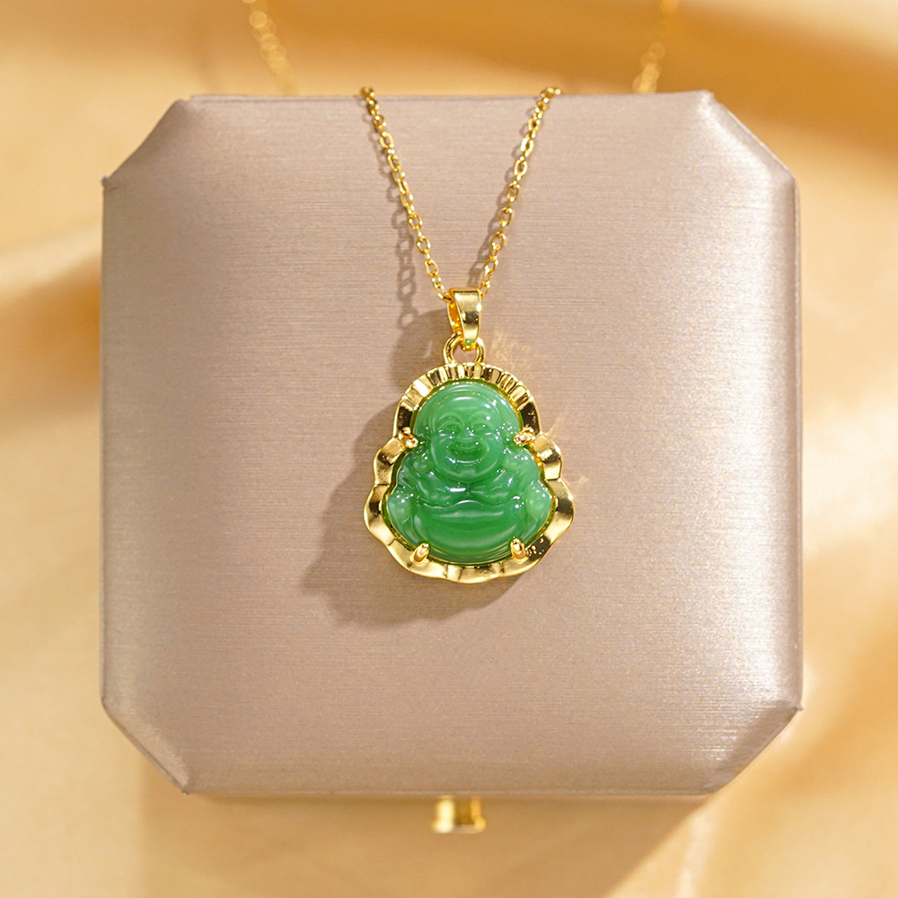 A simple and fashionable commuting titanium steel necklace with a small Buddha and Bodhisattva style, a light luxury collarbone chain with a unique female charm, and a must-have accessory for Internet celebrities Specification drawing