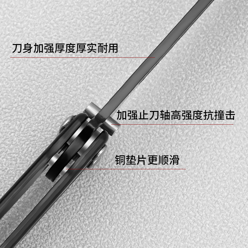 Beginner's butterfly knife csgo unedged stainless steel folding knife toy self-defense practice all-steel flower style training knife Application Scenario