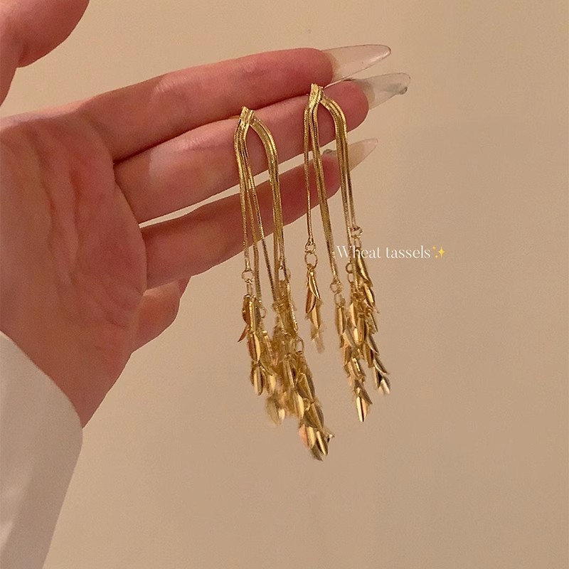 Rich girl ~ Long tassel wheat ear studs, light luxury and high-end style, elegant and grand earrings for women, exquisite ins earrings details Picture