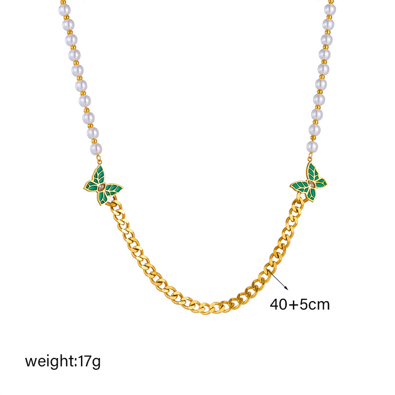 European and American fashion niche design pearl chain patchwork necklace, green oil-dripping and diamond-encrusted butterfly retro collarbone chain Application Scenario