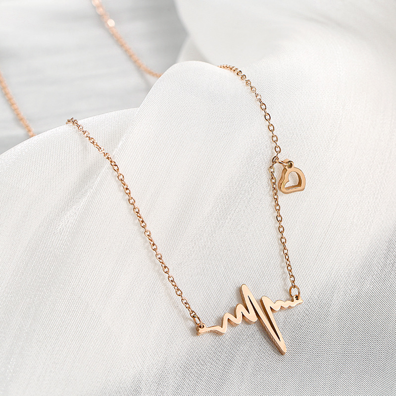 Titanium steel non-fading simple necklace, personalized heart-shaped pendant for women, the feeling of a heartbeat, pendant design for collarbone Specification drawing