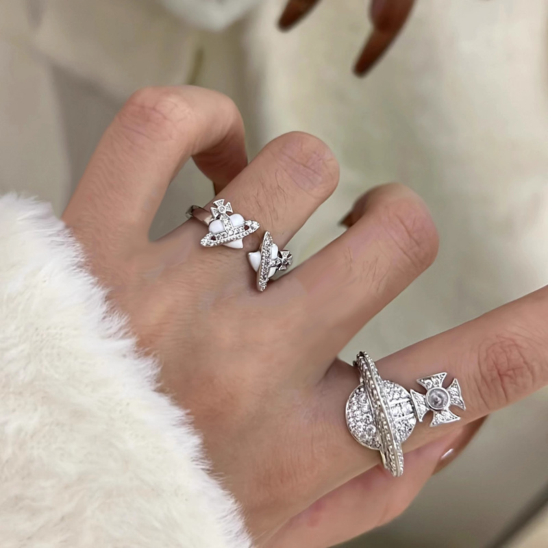 A new full-diamond double-planet open ring from Saturn spaceship, a unique, fashionable and cool stacked ring for women details Picture