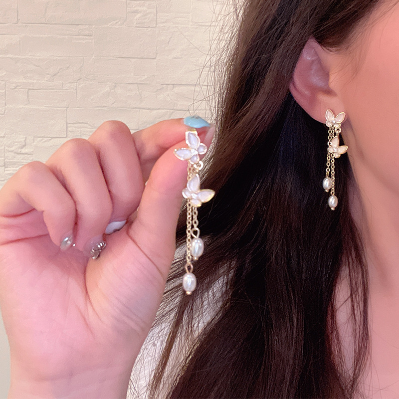 Shell, butterfly, pearl, tassel earrings, women's high-end, light luxury, fashionable and elegant stud earrings, one pair of two-wear earrings wholesale details Picture