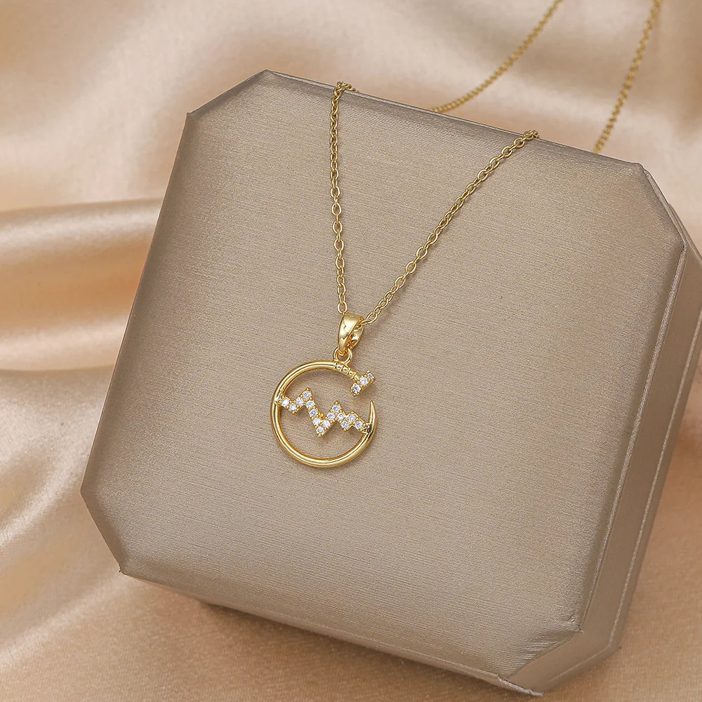 【 Titanium Steel 】 New diamond-encrusted four-leaf flower necklace with feminine charm and a sense of sophistication for women. Wholesale of double-sided shell collarbone chain details Picture
