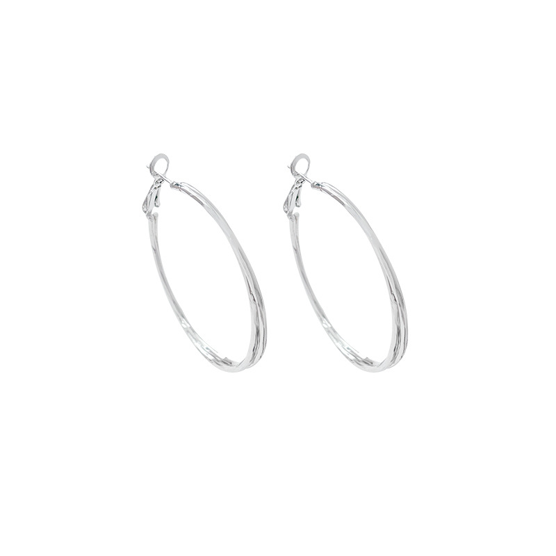 European and American exaggerated large circle earrings, women's niche design sense, high-end temperament, simple and cold style ear rings, ear studs and earrings Item Picture