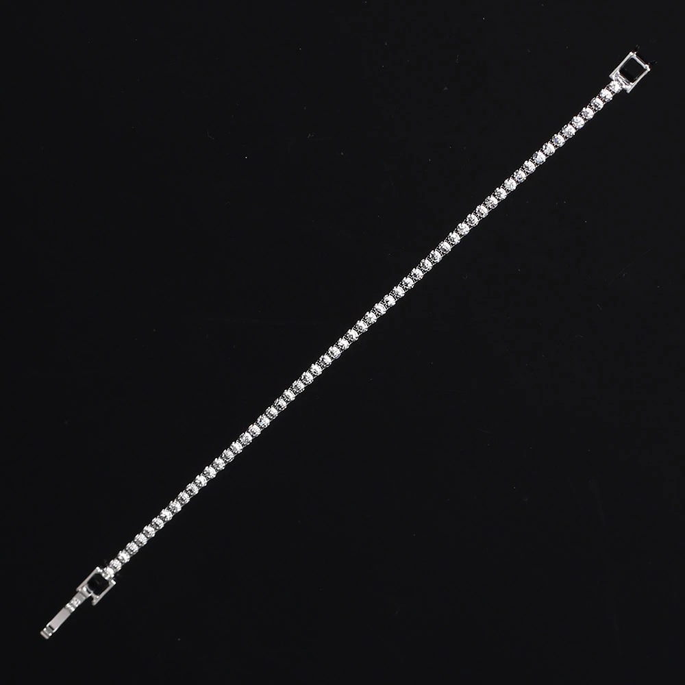 Amazon Accessories Supply's brand-new jewelry set: Silver simple heart-shaped women's necklace and earrings Set N6229 Application Scenario