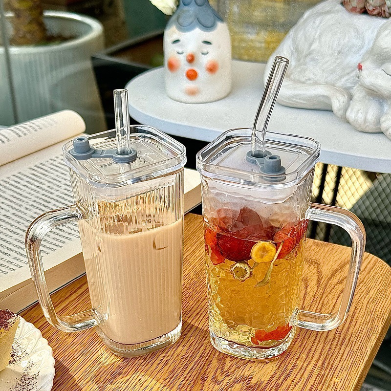 Transparent ins glass water cup with handle, high appearance level, women's summer juice cup, striped lid straw cup wholesale Specification drawing