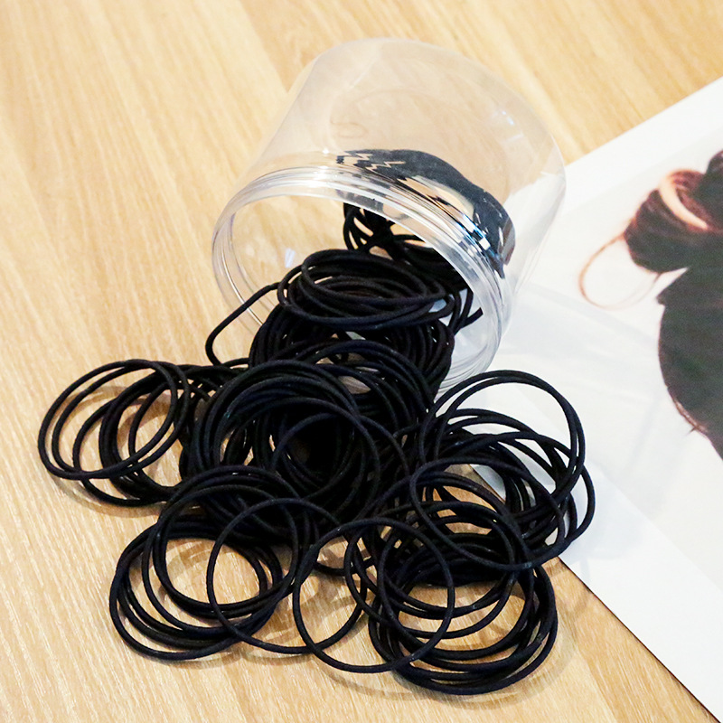 Simple and seamless leather bands from Japan and South Korea that won't hurt hair, girls' hair lanyards, Korean baby hair accessories and hair ties for tying hair Application Scenario