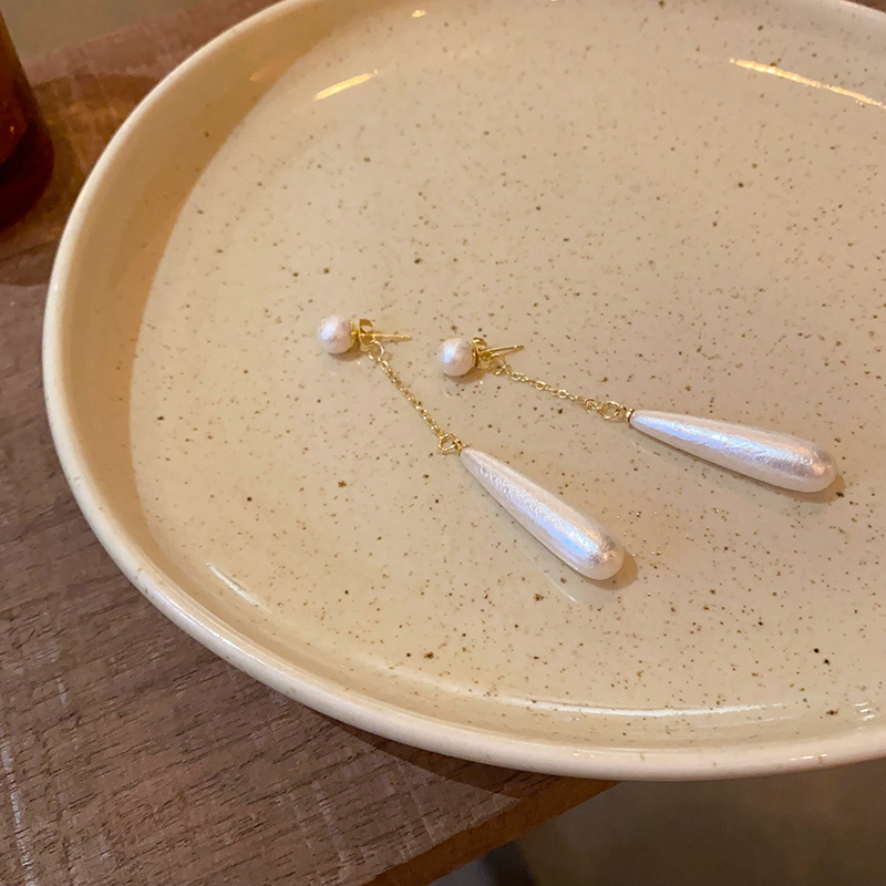 Water drop pearl pendant earrings for women, a new 2025 bestseller, fashionable and light luxury stud earrings, with a unique and high-end look Specification drawing