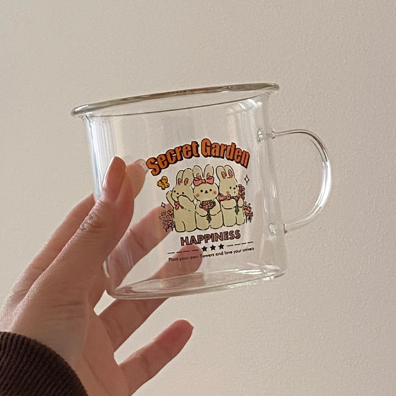American retro cartoon printed little rabbit glass cup, high borosilicate heat-resistant flip cup, Crayon Shin-chan high-temperature resistant details Picture
