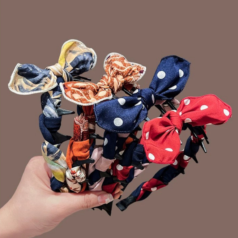 High top wavy hairband for women 2025 New style with teeth, anti-slip when washing face, no pressure on hair, small hairpin headwear that shows face details Picture