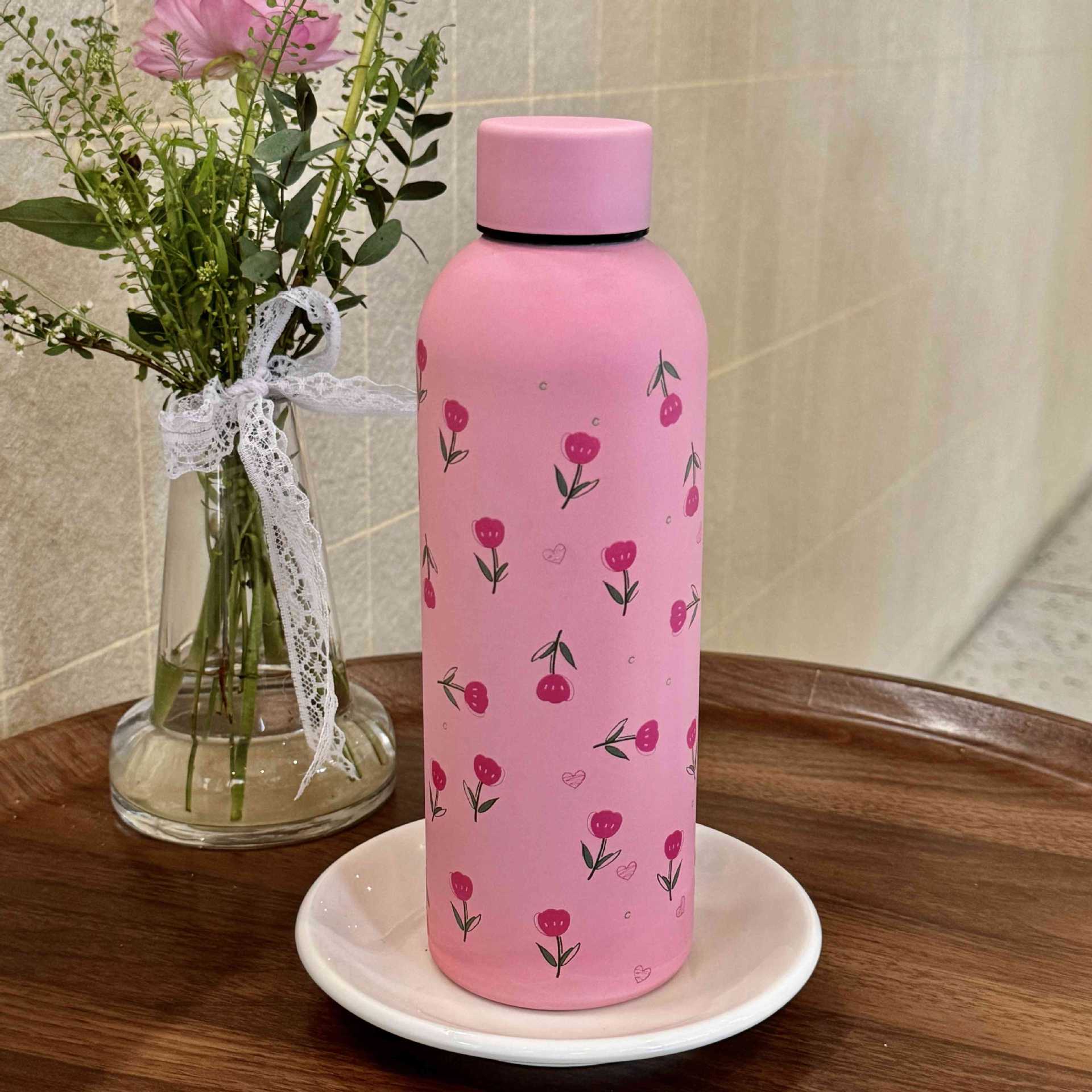 ins insulated water Cup Student New Model 2024 High appearance level Portable Coffee Cup 304 stainless Steel Cute water cup full figure