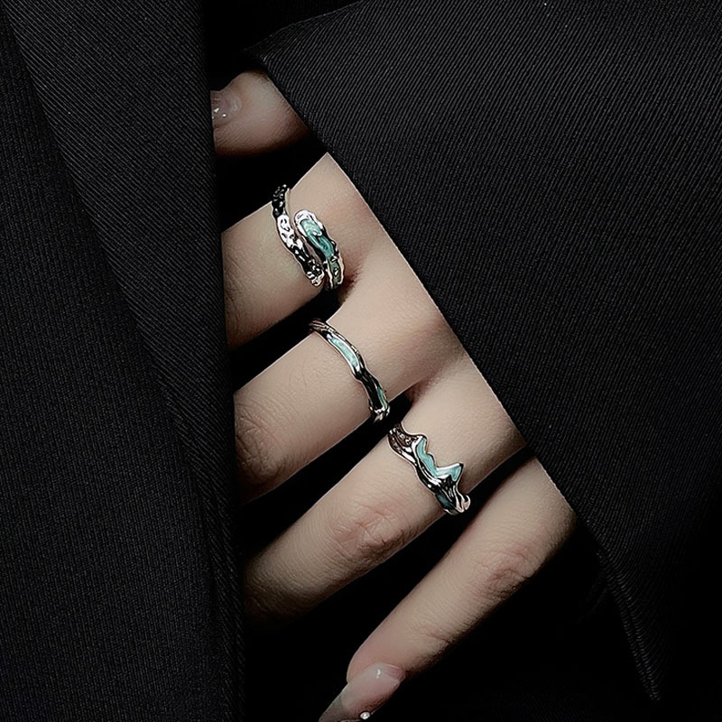 Cool and unique, light luxury mint-colored glazed open ring, a niche design for women, an Instagram cold style quality food ring full figure