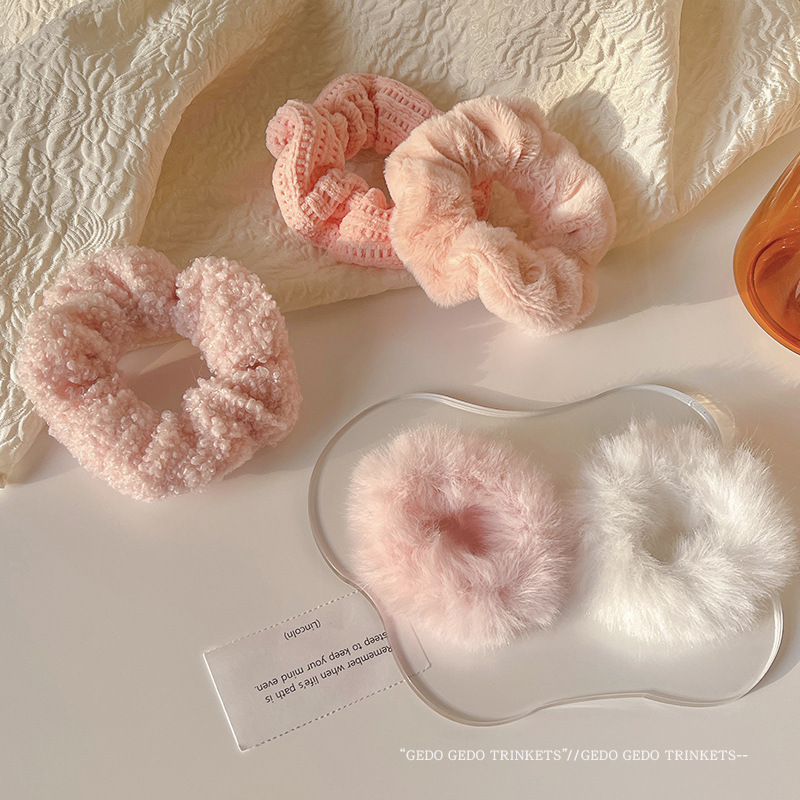 Pink furry hair band for autumn and winter, pig intestine hair band, plush rubber band, girl's hair tie, 2021 new style, fat intestine Specification drawing