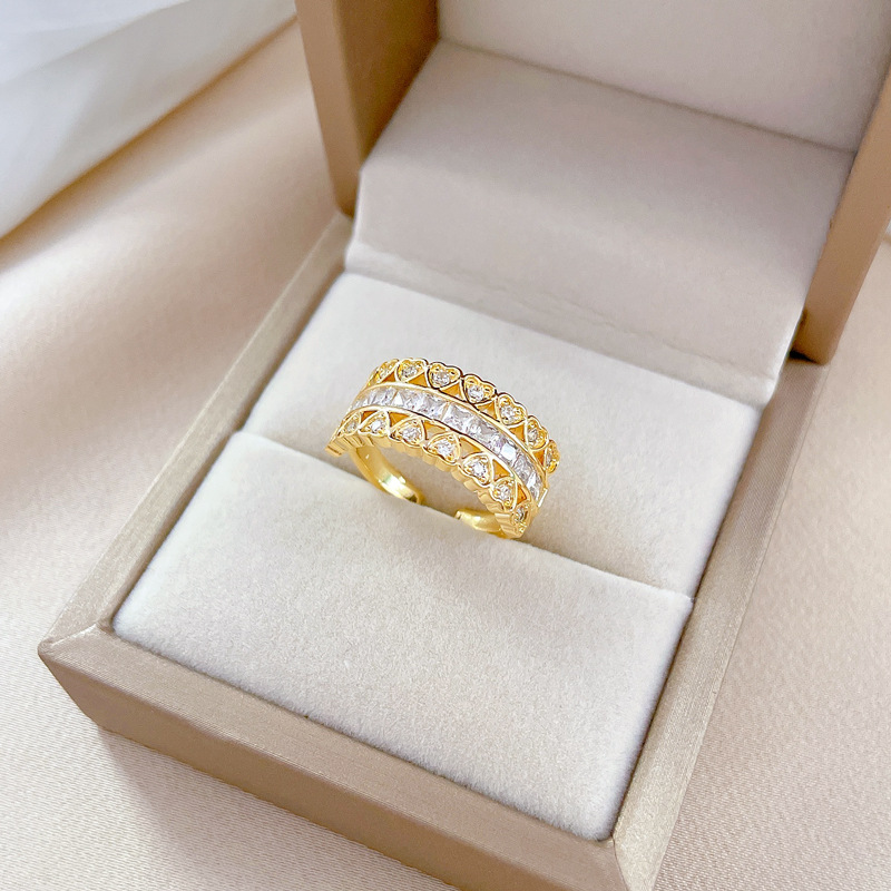 【 Real Gold 】 Heart-shaped zircon ring with adjustable opening, simple Japanese-style jewelry, couple rings Application Scenario