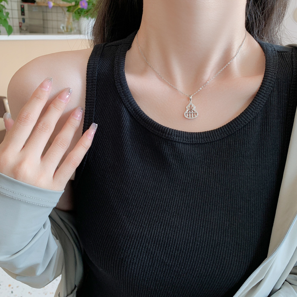 Silver hollowed-out gourd abacus necklace, fashionable, light luxury and versatile titanium steel collarbone chain, personalized design sense accessory wholesale details Picture