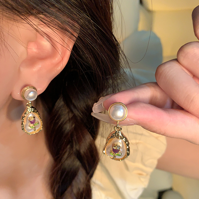 Monet's flower oil painting style Baroque pearl earrings, women's personalized retro stud earrings, 2024 best-selling high-end earrings details Picture