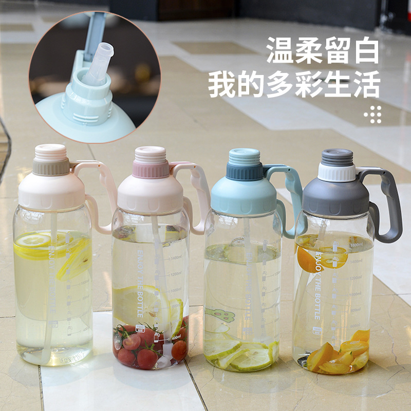 Summer large-capacity plastic water bottles, adult sports cups, space cups, student outdoor portable handle straw cups, customized details Picture