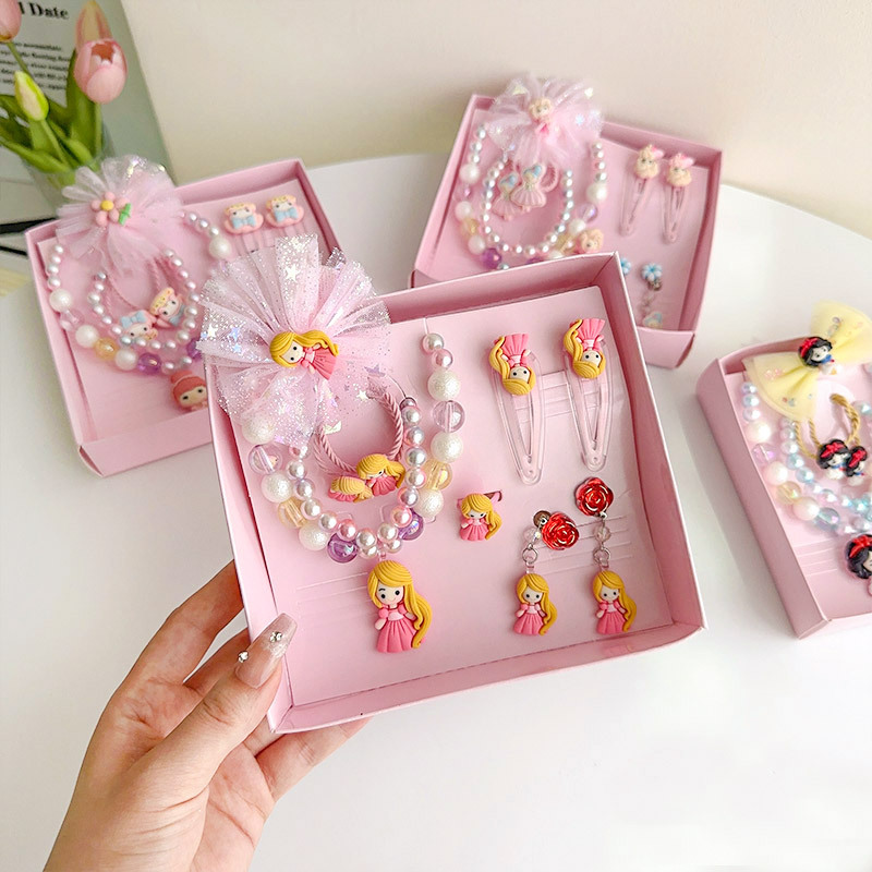 Children's jewelry gift box, princess necklace, earrings, ring, handbag, little girl hair accessory, gift set, baby rubber band details Picture