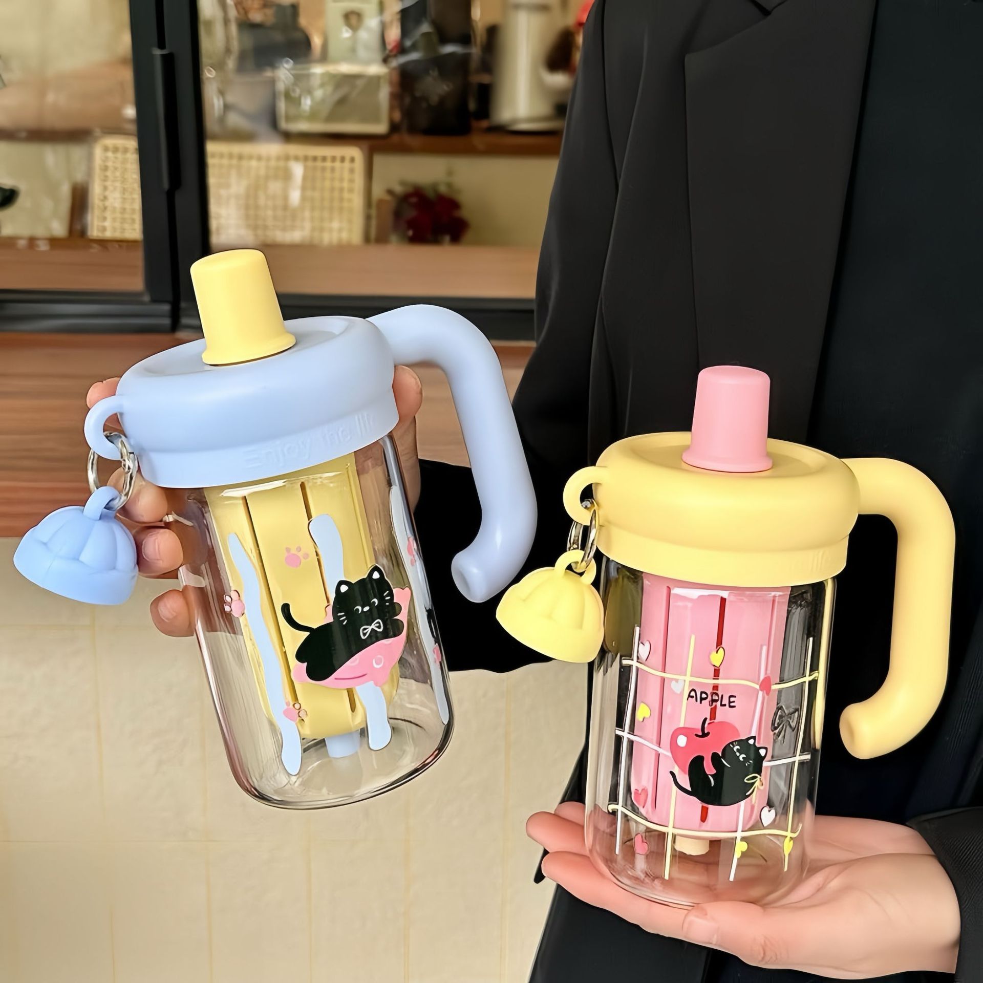 Cartoon hand-held water cup, high-temperature resistant filter, tea-making glass cup, exquisite and cute, high borosilicate water cup gift for girls Specification drawing