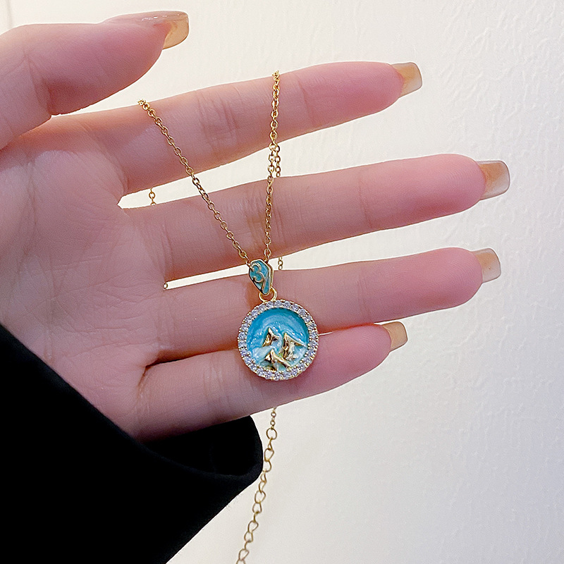 Valentine's Day limited edition women's double-sided necklace 520 and 1314 with a niche design. Back: A titanium steel collarbone chain with vows of eternal love Specification drawing