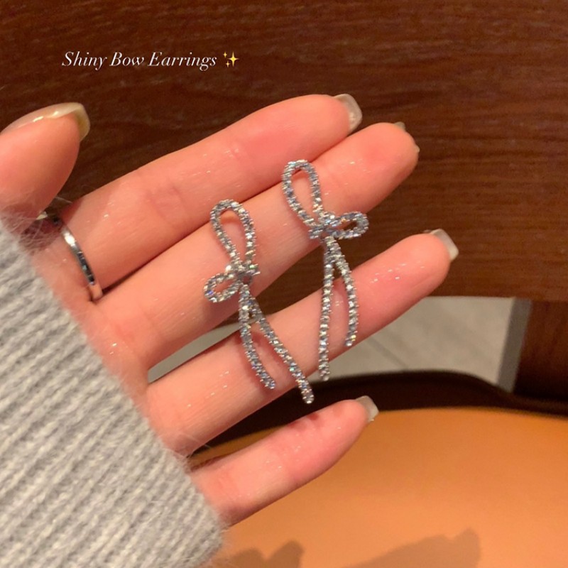 925 Silver Needle tassel Bow Earrings, a best-selling unique earring for women, exuding a light luxury and high-end charm. Stud earrings for women Application Scenario