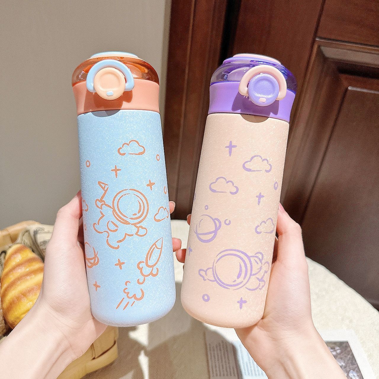 Fresh stainless steel insulated cup, cartoon cute portable water cup, spring lid for direct drinking, student high appearance level cup wholesale Specification drawing