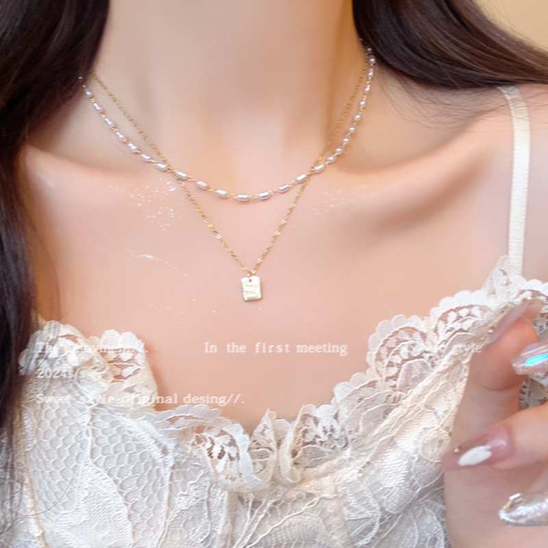 Double-layer stacked millet grain pearl necklace, women's light luxury, niche and high-end collarbone chain, personalized neck chain accessory wholesale details Picture