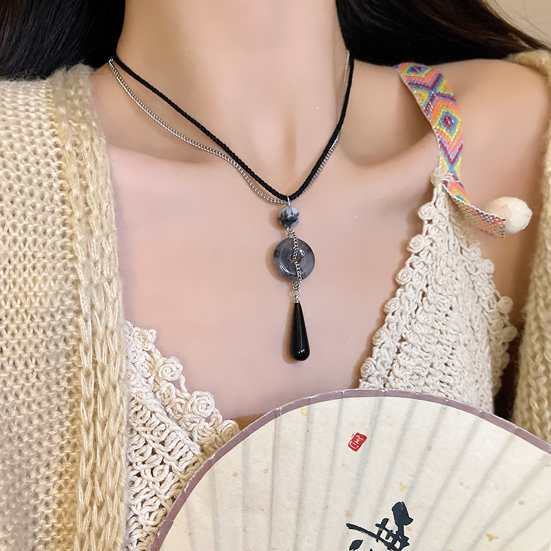 New Chinese-style, mid-ancient style peace pendant necklace, women's fashion, high-end feel, versatile, Zen water drop tassel pendant, collarbone chain Specification drawing