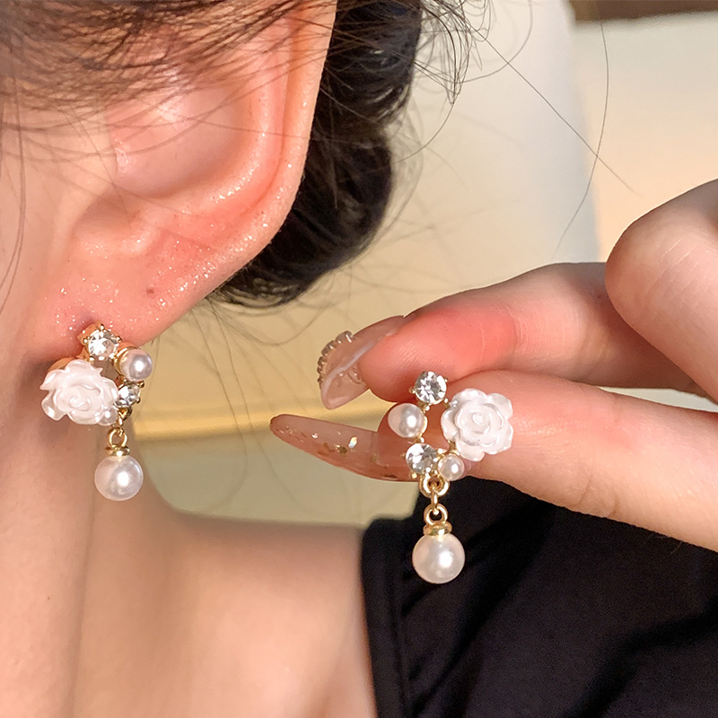 French camellia pearl stud earrings, a new bestseller for women in 2024, zircon tassel earrings, a trendy and popular ear accessory details Picture