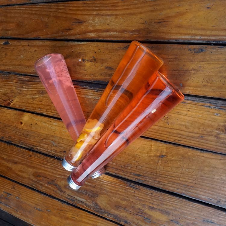 Conical tea beverage bottles, coffee lemon juice milk tea fruit wine bottles, enzyme takeout ins glass bottles Specification drawing