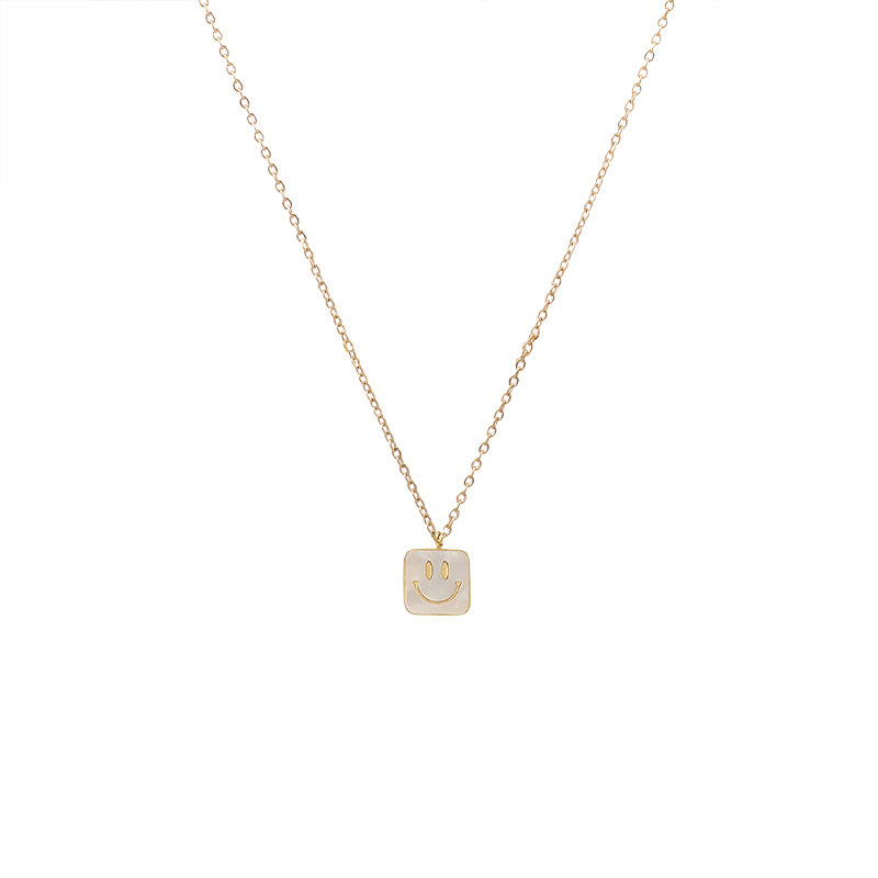 The light luxury and niche design sense shell smiling face necklace is a fashionable and simple titanium steel collarbone chain for women. It is a trendy and personalized accessory Item Picture