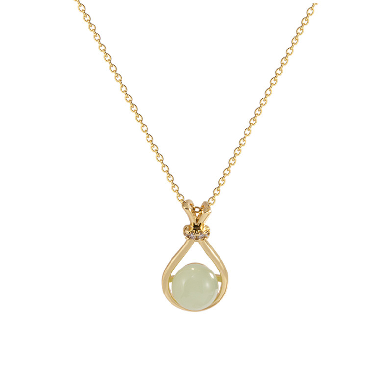 The new Chinese-style jade lucky bag, emerald green necklace, women's light luxury, niche and high-end feel, collarbone chain, personalized and best-selling neckchain accessory Item Picture