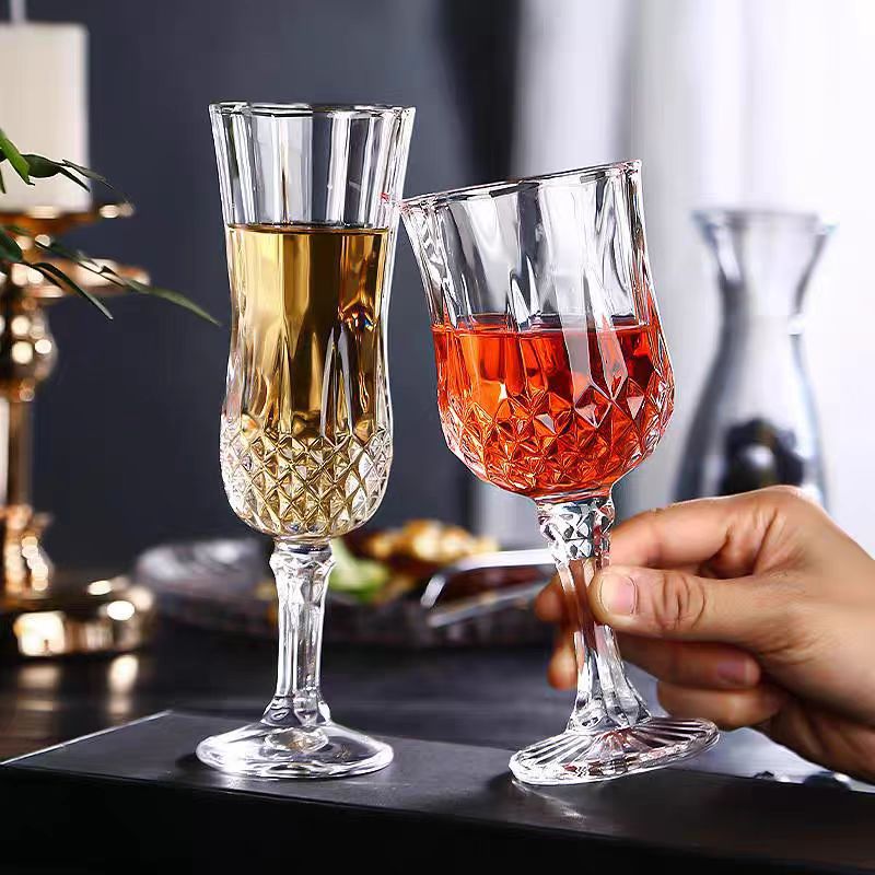 Thickened foreign wine glasses, champagne glasses, wine glasses, juice drink whisky glasses, diamond tall glass glasses, red wine glasses full figure