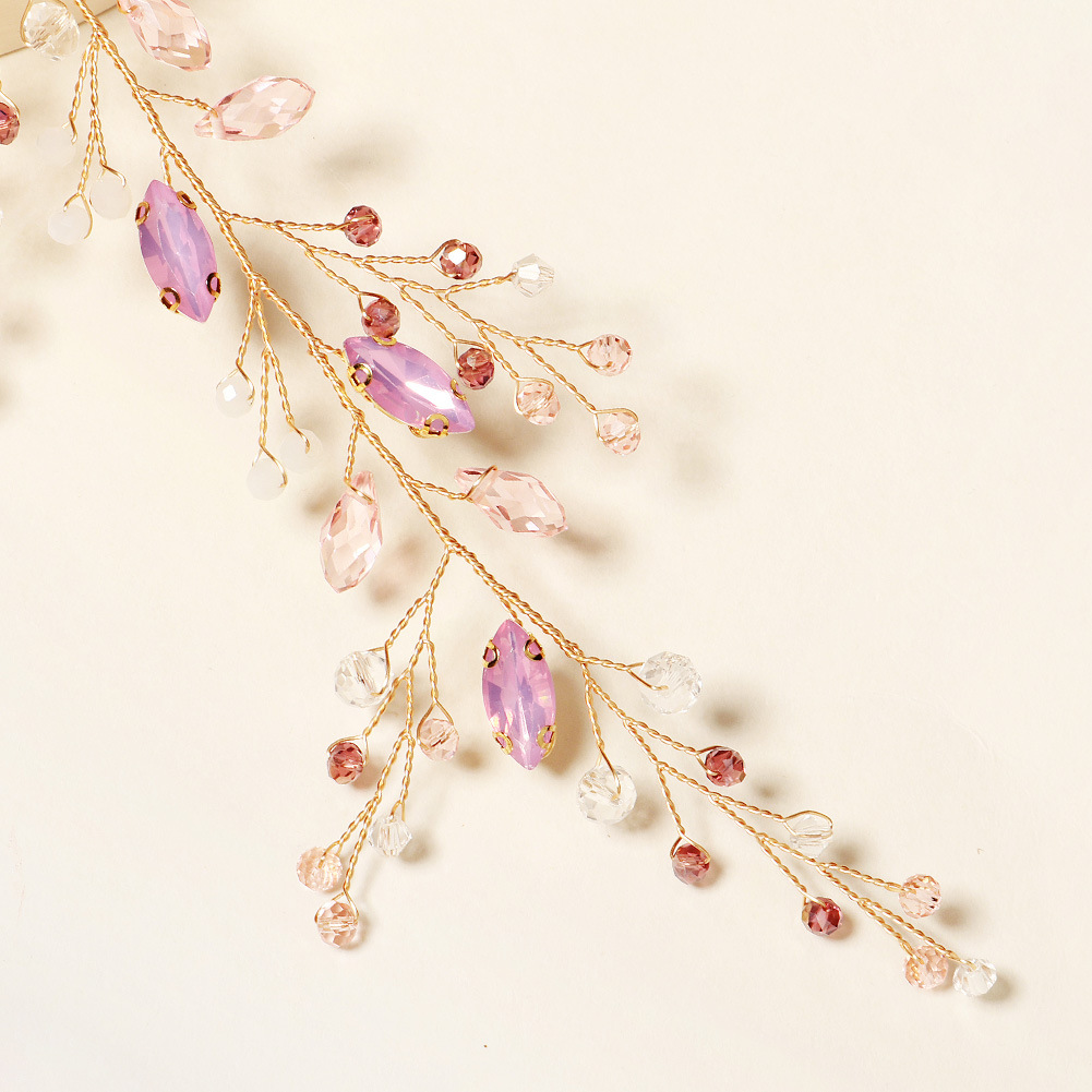 European and American creative bride accessories, stage performance side hair bands, wedding dress accessories, fashionable pink rhinestone handcrafted headbands Application Scenario