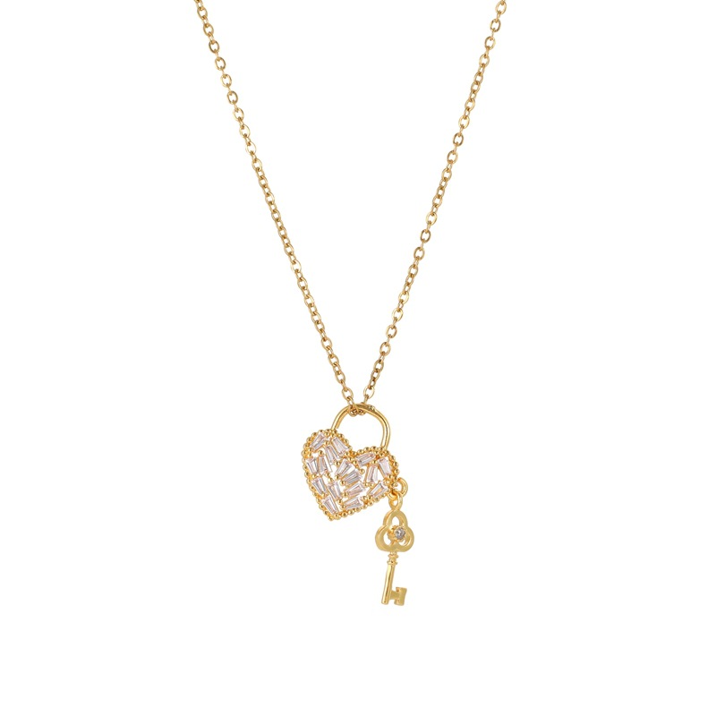 Fashionable and exquisite zircon heart key necklace, women's micro-inlay, versatile, popular titanium steel collarbone chain, elegant and light luxury accessory Item Picture