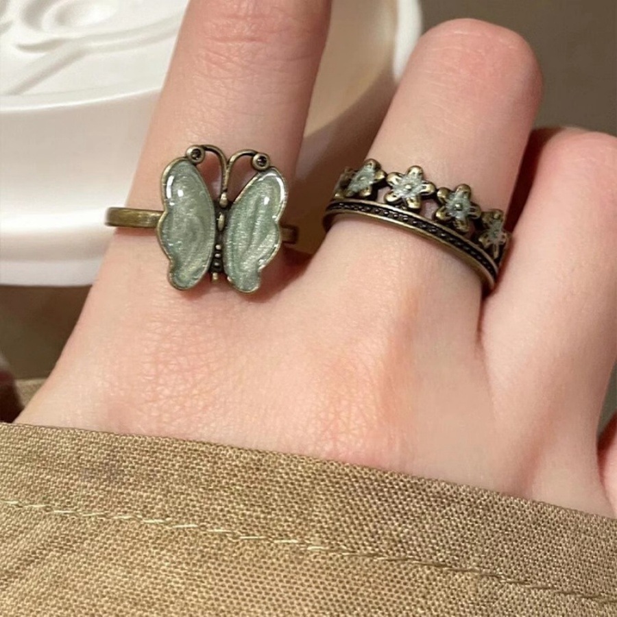 Secret Garden vintage butterfly ring, a retro, aged, niche and high-end flower opening ring for women Item Picture