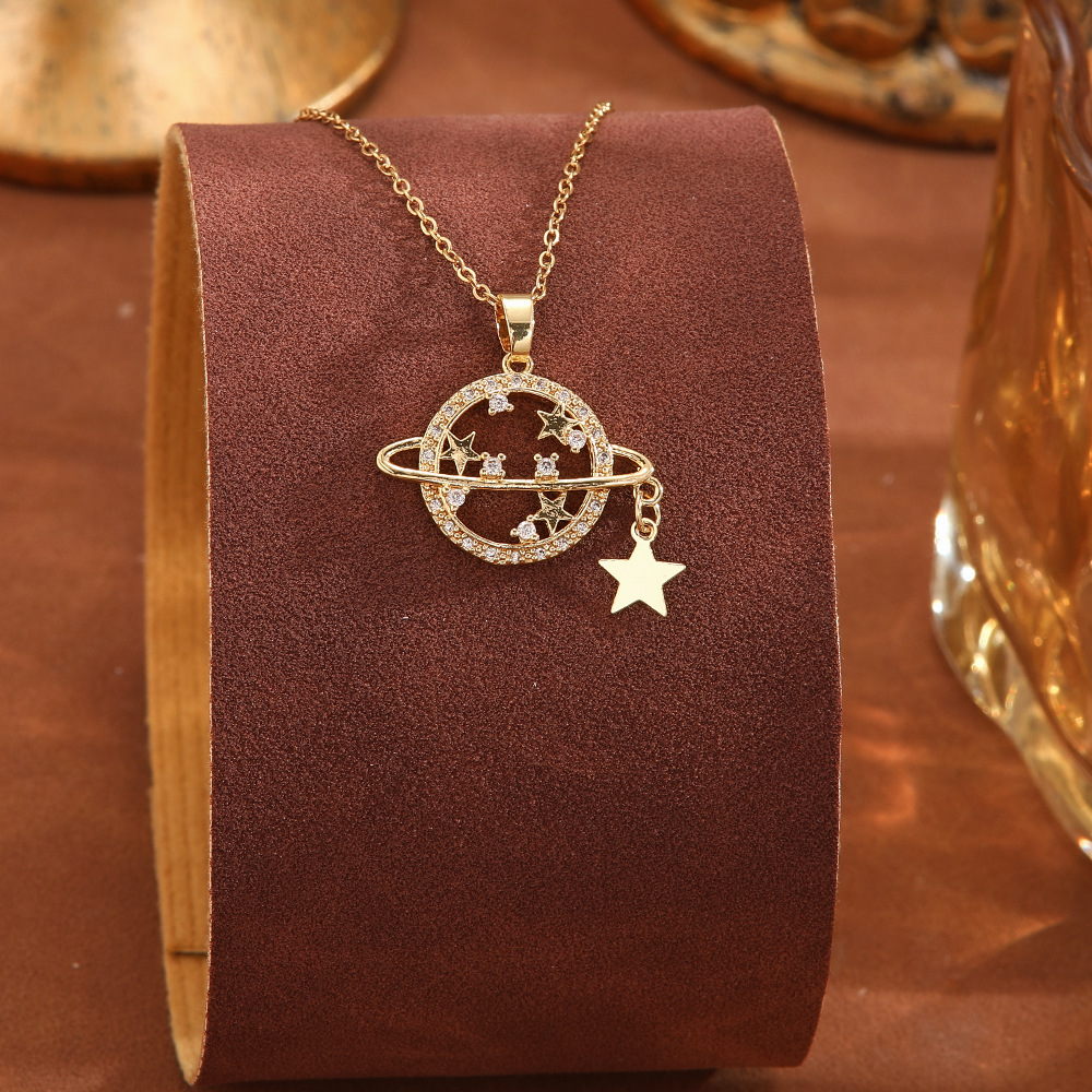 Wholesale of cross-border European and American golden copper micro-inlaid rhinestone zircon pendant necklaces for women with a light luxury and high-end style collarbone chain accessories Specification drawing
