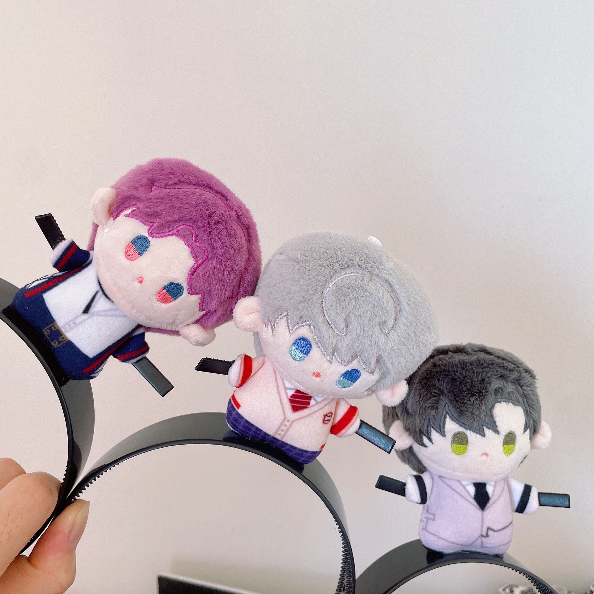 "Love and Deep Space Headband, Funny cotton doll headband, grab bangs, pull hair, Wash face headband, hair clip, Li Shen, Qi Yu. details Picture